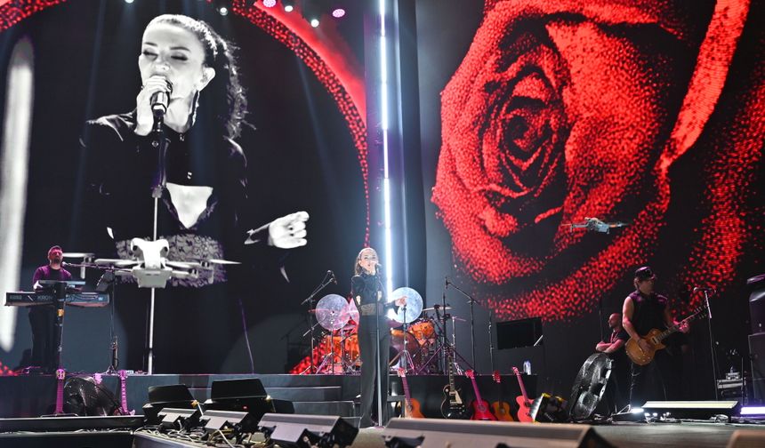 Kahramanmaraş'ta Unutulmaz Gece: Fatma Turgut Hayranlarıyla Buluştu