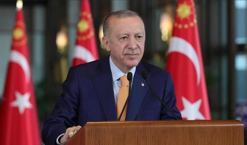 Cumhurbaşkanı Erdoğan: "Diline Sahip Çıkan Geleceğine de Sahip Çıkar"