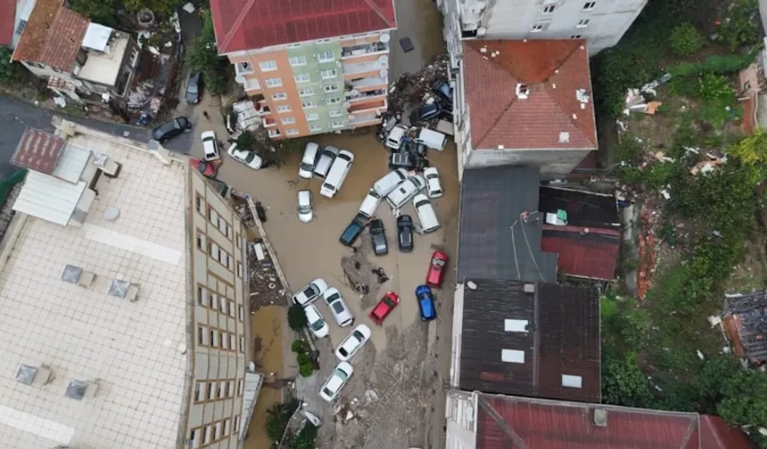 Aracınız Sel Sularında Hasar Gördüyse Ne Yapmalısınız? 5 Günlük Kritik Süreye Dikkat!