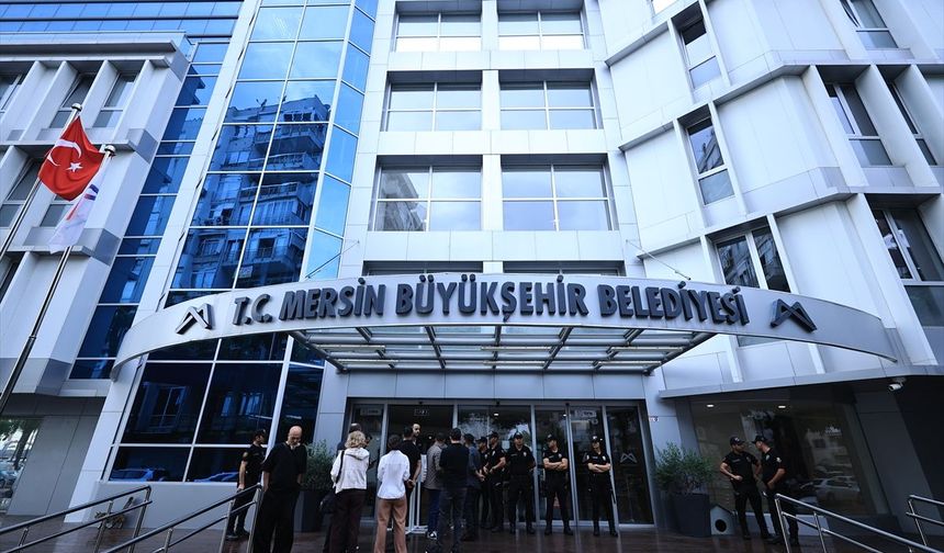 Mersin'de Yolsuzluk Operasyonu! 3 Belediye Başkanı Dahil 59 Kişi Gözaltına Alındı