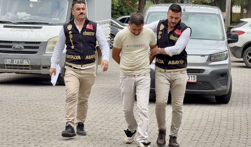 Antalya'da birlikte yaşadığı kadını öldüren zanlı tutuklandı