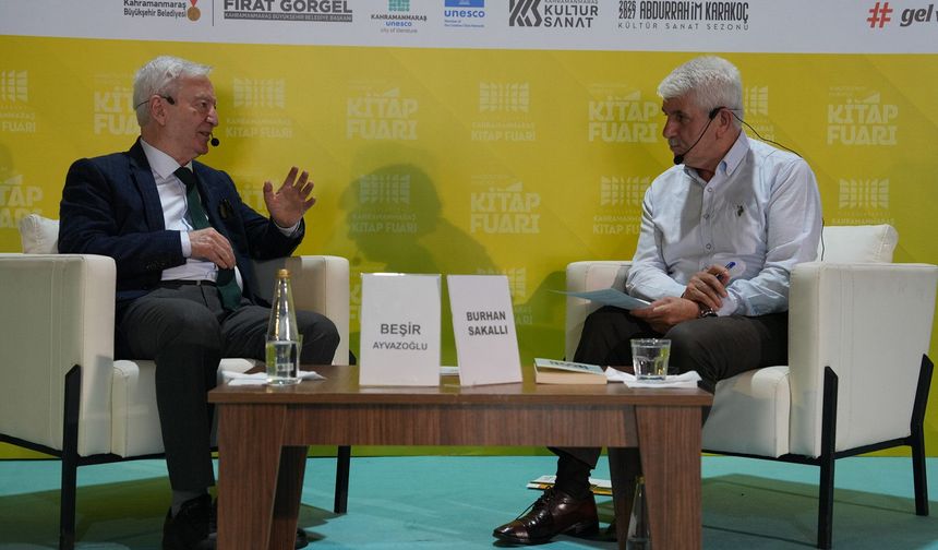 Usta Yazar Beşir Ayvazoğlu Kitap Fuarı'nda Söyleşi Verdi