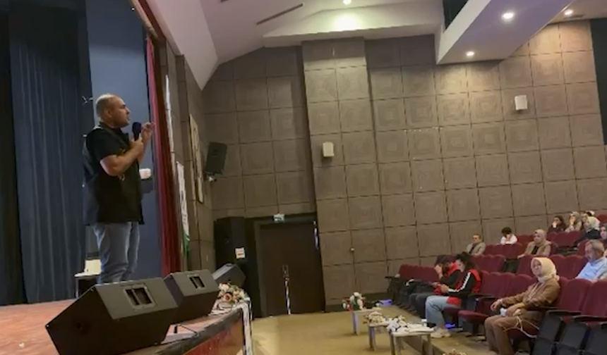 Rehber Öğretmenlere Dijital Tehditlere Karşı SİBERAY Eğitimi