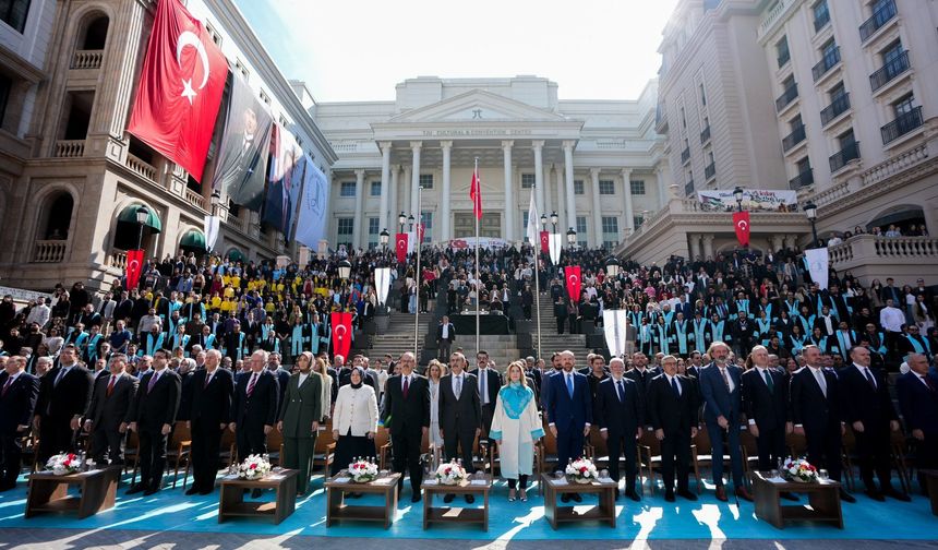 Bilal Erdoğan ve Bakan Tekin’den Gençlik ve Kültür İçin Önemli Mesajlar