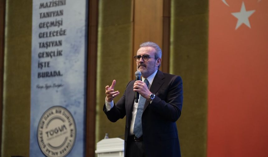 Mahir Ünal, TÜGVA Hanım Kampı’nda Gençlerle Buluştu