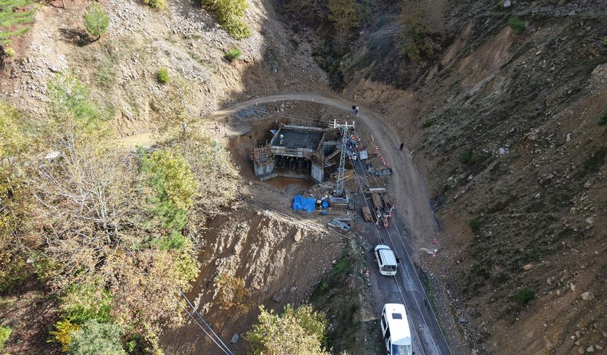 Onikişubat Hacılar Mahallesi'ne Modern Köprü İnşa Ediliyor