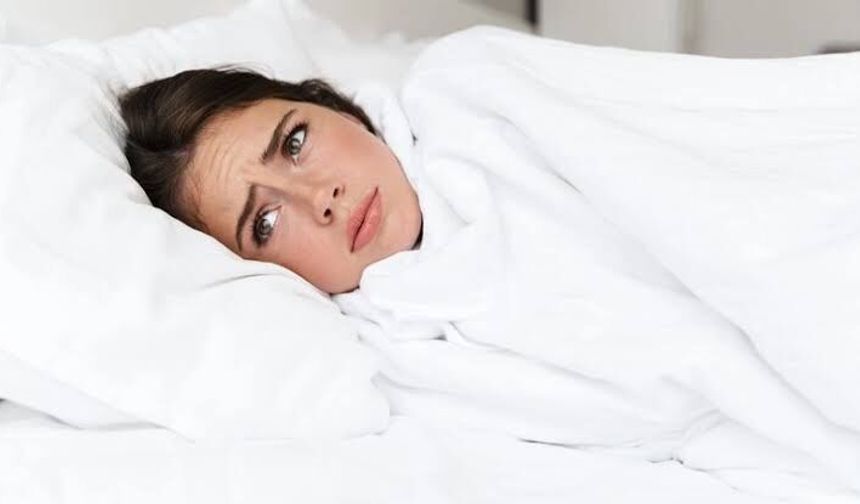 Sonbahar Yorgunluğu mu Yoksa Depresyon mu? Uzmanından "2 Hafta" Kuralı Uyarısı!