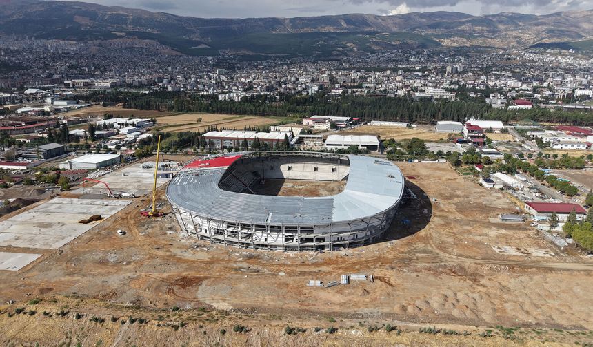 Kahramanmaraş Stadyumu’nda Tribünler Tamamlandı