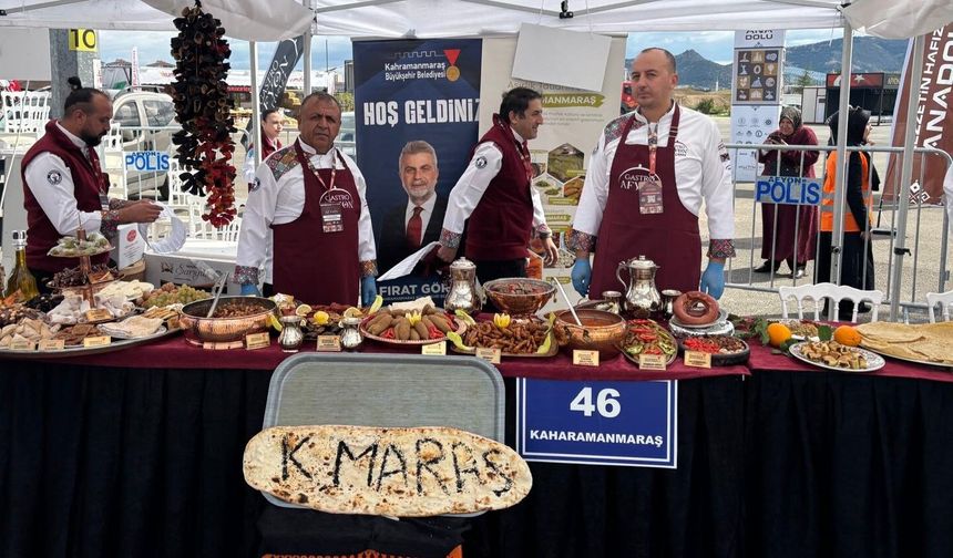 Afyonkarahisar’da Maraş Rüzgârı! Tescilli Lezzetler Gastro Afyon Festivali’ne Damga Vurdu
