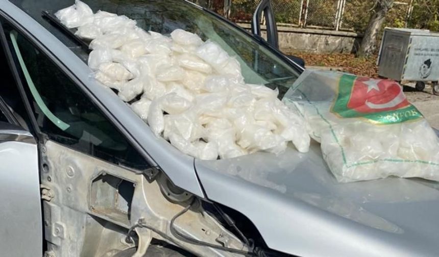Sınır Kapısında Dev Uyuşturucu Operasyonu! 40 Kilo Madde Ele Geçirildi