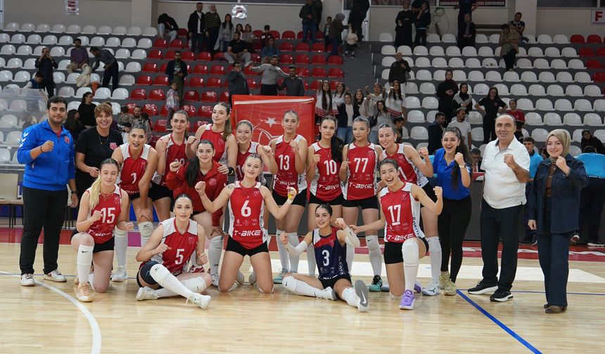 Büyükşehir’in Sultanları Parkede Antepia’ya Set Vermedi!