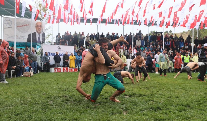 15. Baydemirli Geleneksel Kısa Şalvar Güreş Festivali'ne Davet!