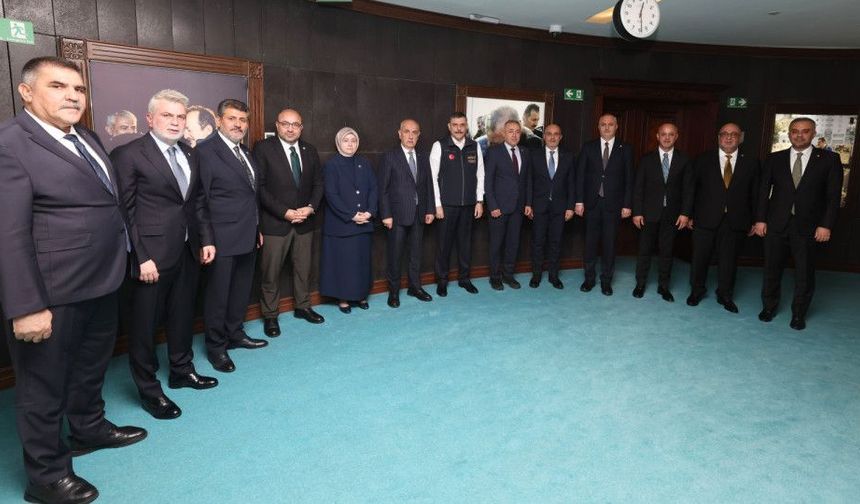 AK Parti Kahramanmaraş Heyetinden İçişleri Bakanı Mustafa Çiftçi’ye Ziyaret